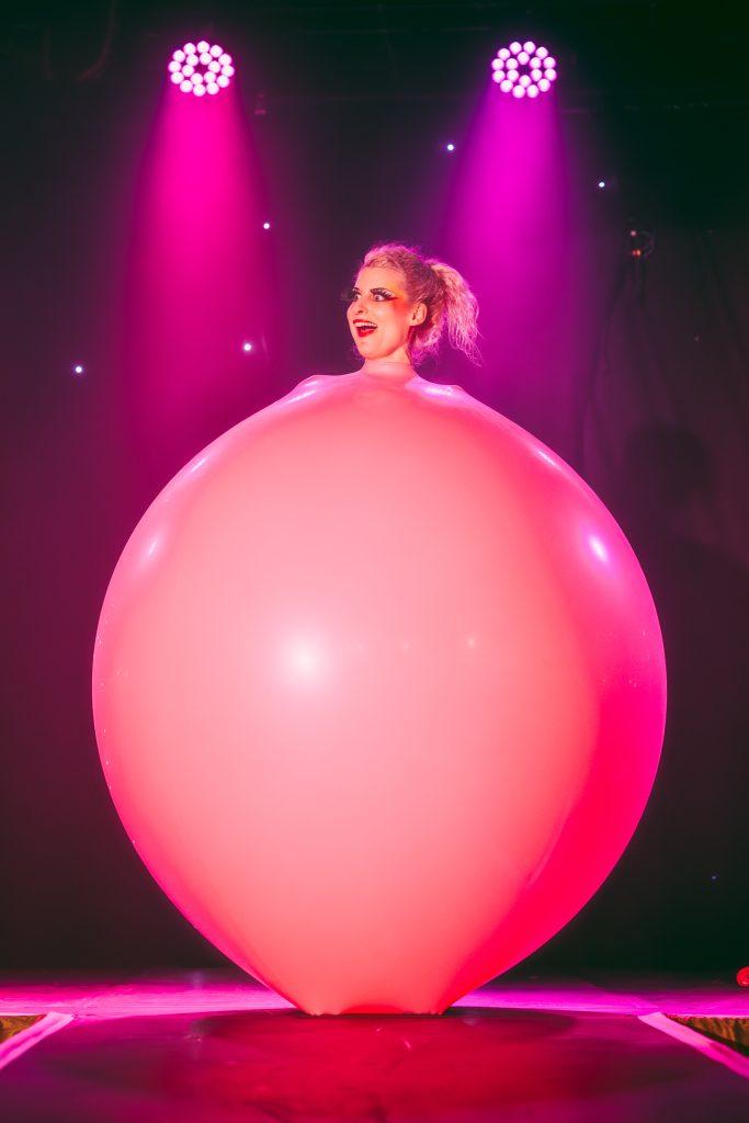 Revudeville: Festive Fantasy