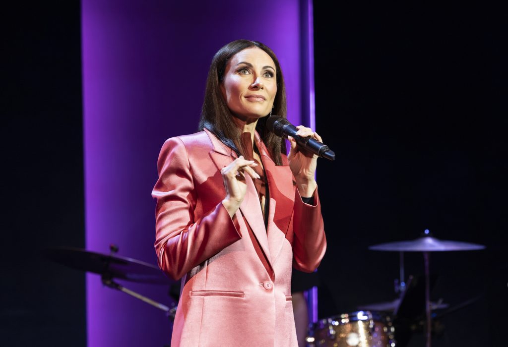 Laura Benanti: Nobody Cares