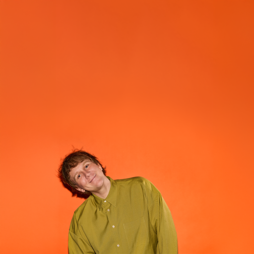 Josh Thomas: Jiggle, Jiggle